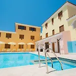 Aparthotel Cala Viola