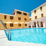 Aparthotel Cala Viola