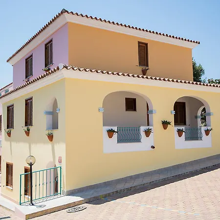 Cala Viola Aparthotel