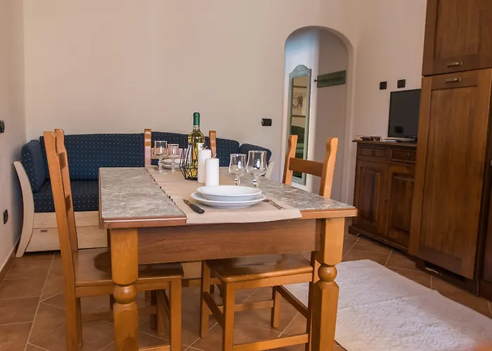 Aparthotel Cala Viola