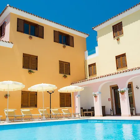 Aparthotel Cala Viola Cala Liberotto