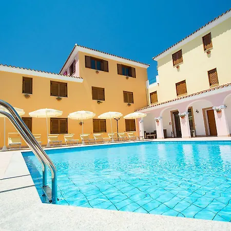 Aparthotel Cala Viola