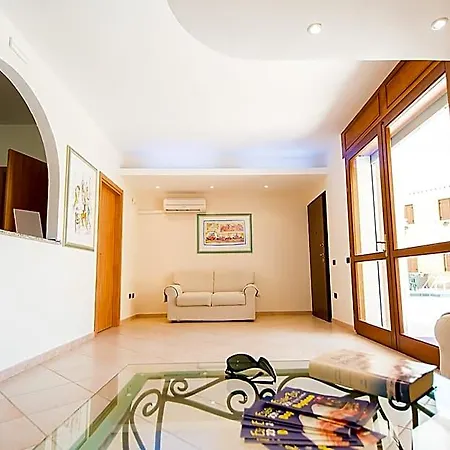 Cala Viola Aparthotel