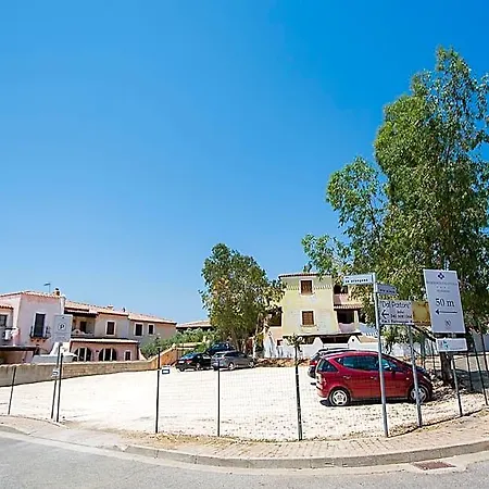 Aparthotel Cala Viola