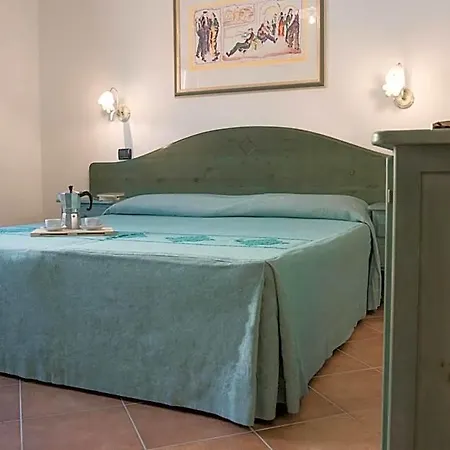 Apartmanhotel Cala Viola