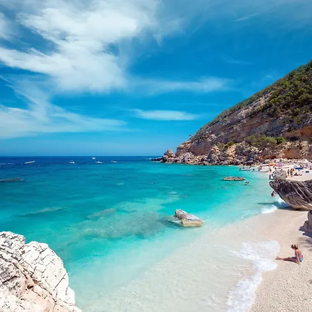 Cala Viola 3*